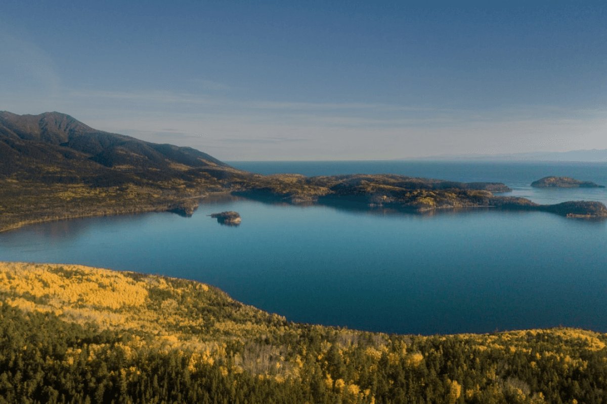 Роскошный отдых на воде с экскурсиями, вкусной кухней и незабываемыми пейзажами.